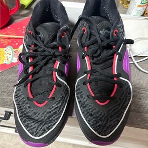 Nike Black and Purple Athletic Shoes